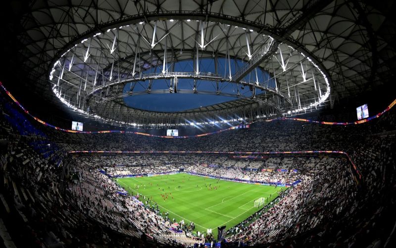 Kích thước và các khu vực trên football pitch
