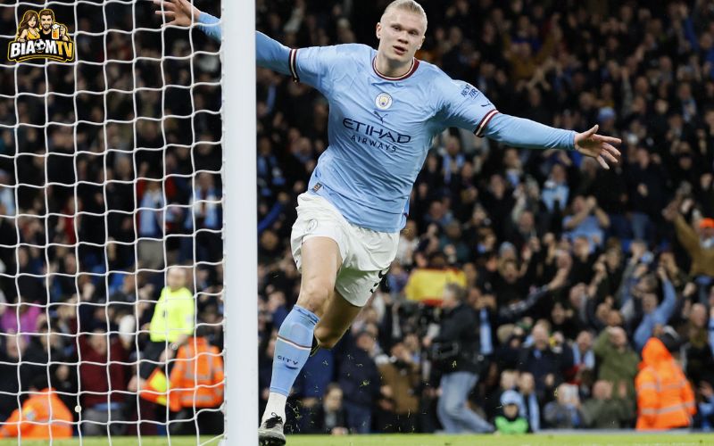 Cầu thủ lập hat trick trong trận đấu bóng đá
